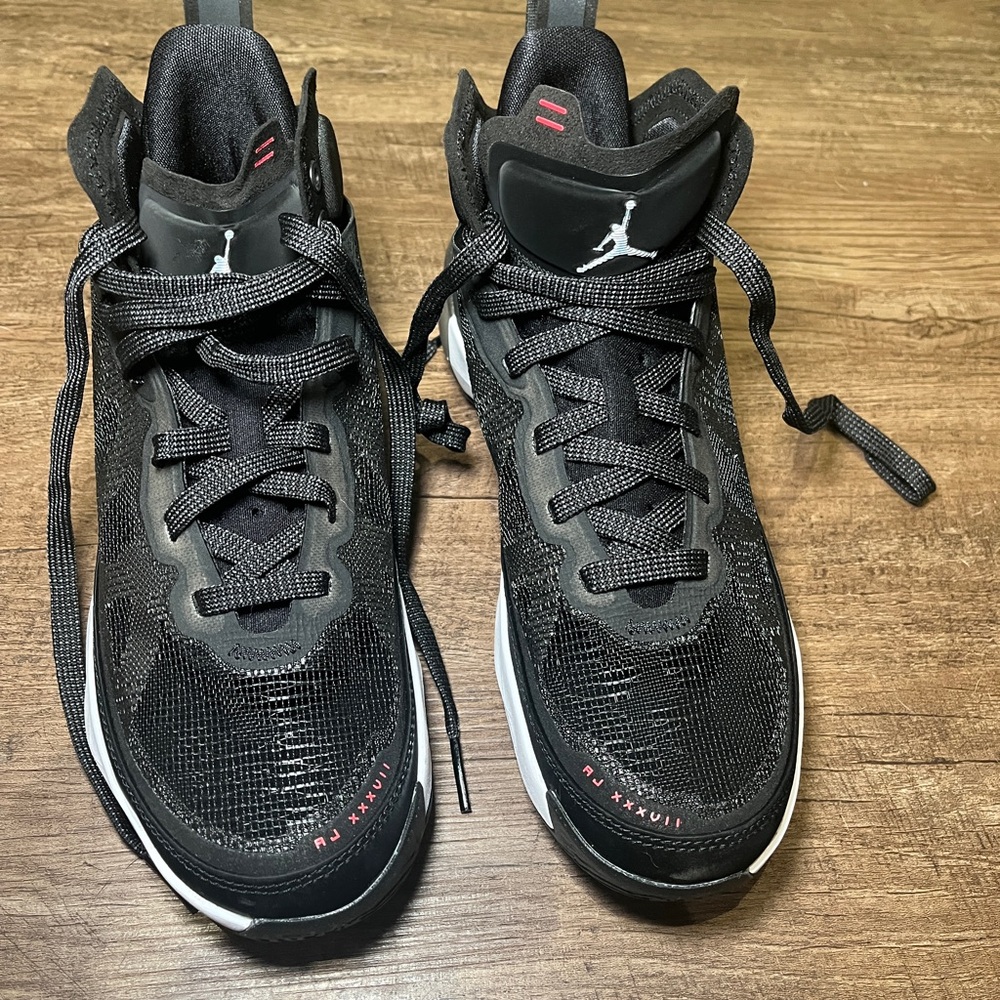 Air Jordan Black Sneakers